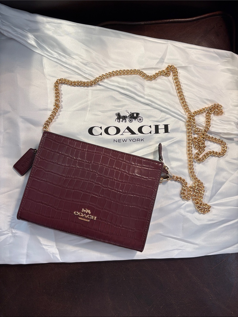 Coach CAT22 Slim Crossbody Bag – Burgundy Leather – 2 Straps